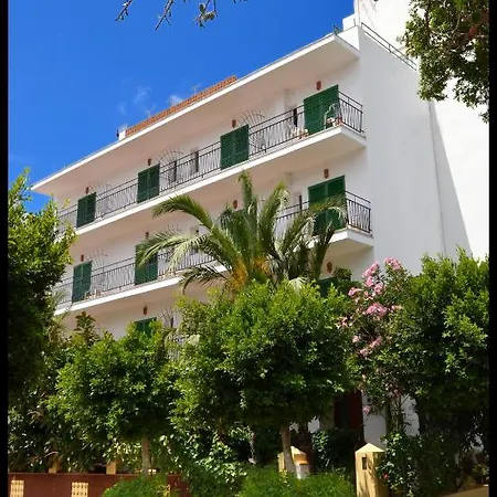 Guest house Valencia 2*